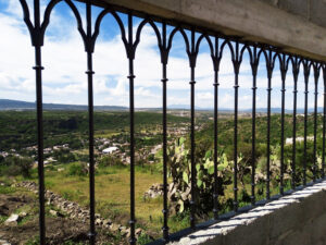 protección hierro herrería arte forja ventana